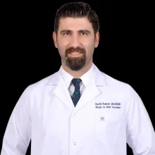Op. Dr. Özkan Çeliker — Beyin Ve Sinir Cerrahisi, Hatay. Portre fotoğrafı.