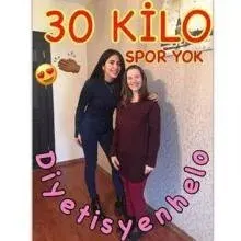Dyt. Helin Güler — Diyetisyen, Mersin. Portre fotoğrafı.