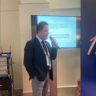 Prof. Dr. İsmail Hakkı Kalkan profilinde yer alan galeri fotoğrafı.