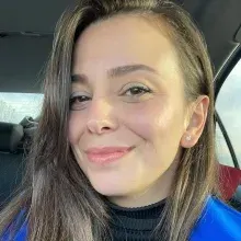 Dyt. Gamze Betül Sav — Diyetisyen. Portre fotoğrafı.