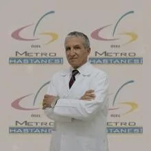 Uzm. Dr. Osman Aksoy — Dermatoloji, Seyhan, Adana. Portre fotoğrafı.