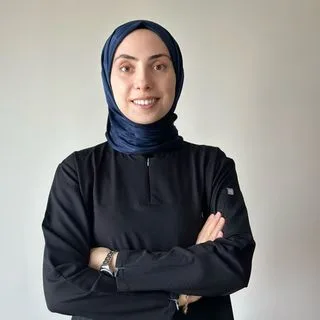 Uzm. Dt. Miraç Doğan Evcin — İzmit, Kocaeli. Portre fotoğrafı.