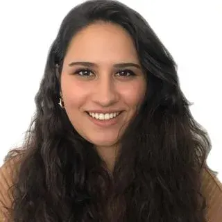 Kl. Psk. Dilara Dünger Mutlu — Psikoloji, Balıkesir. Portre fotoğrafı.