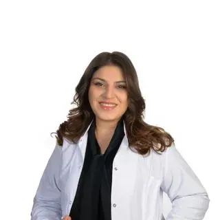 Dyt. Sinem Koçak — Diyetisyen, Kayseri. Portre fotoğrafı.