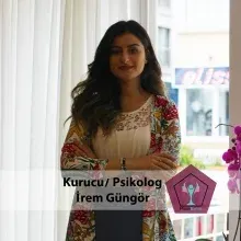 Psk. İrem Güngör — Psikoloji, Karşıyaka, İzmir. Portre fotoğrafı.