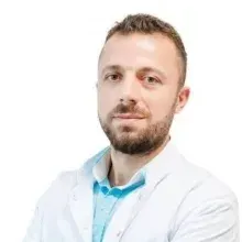 Op. Dr. Metin Çalışkan — Kulak Burun Boğaz, Aydın. Portre fotoğrafı.