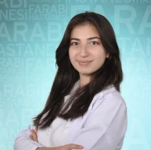 Dyt. Betül Koç — Diyetisyen, Selçuklu, Konya. Portre fotoğrafı.