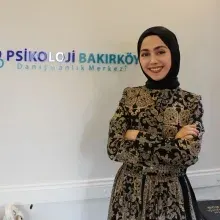 Kl. Psk. Hilal Kaya — Psikoloji, İstanbul. Portre fotoğrafı.