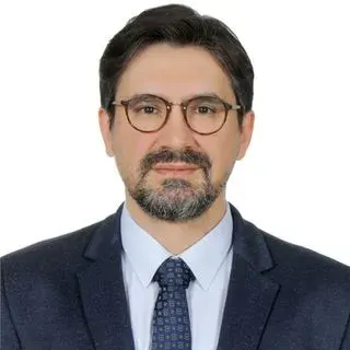 Doç. Dr. Murat Urkan — Genel Cerrahi, Bodrum, Muğla. Portre fotoğrafı.
