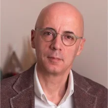 Prof. Dr. Hakan Sabuncuoğlu — Beyin Ve Sinir Cerrahisi, Ankara. Portre fotoğrafı.