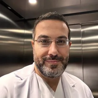 Op. Dr. Ergün Yüksel — Genel Cerrahi, Yenimahalle, Ankara. Portre fotoğrafı.