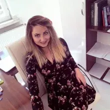 Dyt. Fadime Aysun Kayacı — Diyetisyen, Malatya. Portre fotoğrafı.