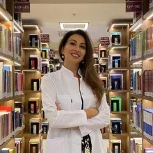 Prof. Dr. Güliz Erdem — Kardiyoloji, İstanbul. Portre fotoğrafı.
