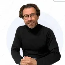 Uzm. Dr. İdris Üre — Psikiyatri, İstanbul. Portre fotoğrafı.