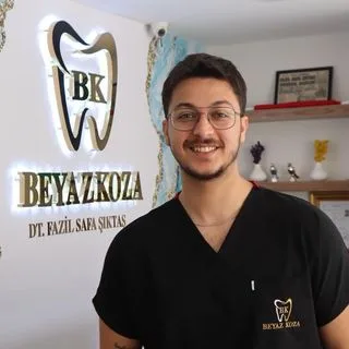 Dt. Ömer Çetin — Diş Hekimi, Sarıçam, Adana. Portre fotoğrafı.