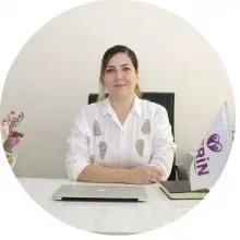 Psk. Gülşen Sarı — Psikoloji, Konya. Portre fotoğrafı.