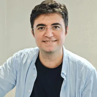 Dr. Muhammed İkbal Bakırcı profilinde yer alan galeri fotoğrafı.