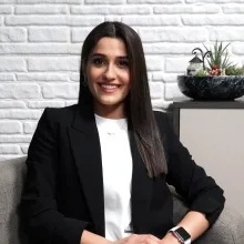 Kl. Psk. Zeliha Yüksel — Psikoloji, Bursa. Portre fotoğrafı.