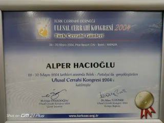 Op. Dr. Alper Hacıoğlu profilinde yer alan galeri fotoğrafı.