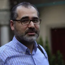 Dt. Tufan Kar — Diş Hekimi, Fatih, İstanbul. Portre fotoğrafı.