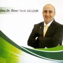 Doç. Dr. Ömer Tarık Selçuk — Kulak Burun Boğaz, Muratpaşa, Antalya. Portre fotoğrafı.