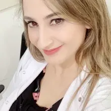 Dyt. Nilgün Buse Gül — Diyetisyen, Esenyurt, İstanbul. Portre fotoğrafı.