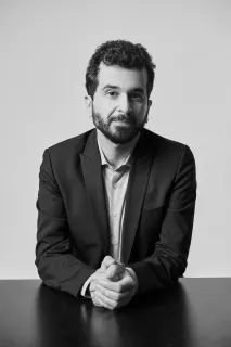 Doç. Dr. Refik Bademci profilinde yer alan galeri fotoğrafı.