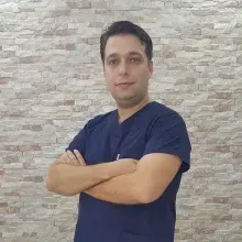 Dr. Dt. Fatih Şentut — Mersin. Portre fotoğrafı.
