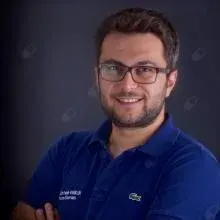 Dr. Dt. Fatih Erkün — Muratpaşa, Antalya. Portre fotoğrafı.