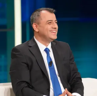 Uzm. Dt. Fırat Koç profilinde yer alan galeri fotoğrafı.