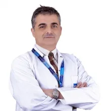 Op. Dr. Serdar Özyalçın — Ortopedi Ve Travmatoloji, Muratpaşa, Antalya. Portre fotoğrafı.