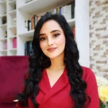 Psk. Merve Çelik — Psikoloji, İstanbul. Portre fotoğrafı.