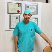 Op. Dr. Uğursel Güçlü — Genel Cerrahi, İstanbul. Portre fotoğrafı.