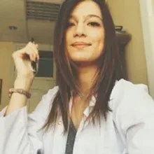 Uzm. Dyt. Gizem Ulu — Diyetisyen, İstanbul. Portre fotoğrafı.