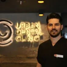 Dr. Dt. Yusuf Yuca — Sarıyer, İstanbul. Portre fotoğrafı.