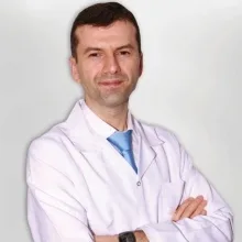 Op. Dr. Abdullah Göymen — Gaziantep. Portre fotoğrafı.