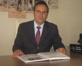 Prof. Dr. Murat Akın profilinde yer alan galeri fotoğrafı.