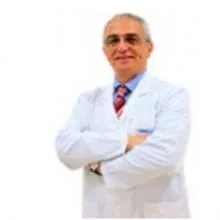 Uzm. Dr. Kubilay Döşeyen — Kalp Ve Damar Cerrahisi, Antalya. Portre fotoğrafı.