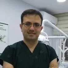 Uzm. Dt. Kaan Nejat — Çankaya, Ankara. Portre fotoğrafı.