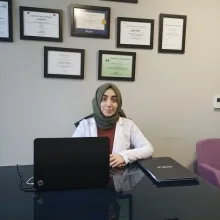 Uzm. Fzt. Zuhal Yıldız — Fizyoterapi Ve Rehabilitasyon, Kocaeli. Portre fotoğrafı.