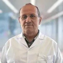 Uzm. Dr. Yunus Çolakoğlu — İç Hastalıkları, Osmangazi, Bursa. Portre fotoğrafı.