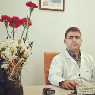 Doç. Dr. İbrahim Halil Açar — Hematoloji, Gaziantep. Portre fotoğrafı.