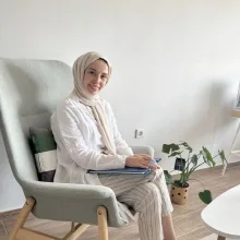 Psk. Merve Yanmaz — Psikoloji, Çanakkale. Portre fotoğrafı.