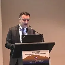 Prof. Dr. Baver Acar — Ortopedi Ve Travmatoloji, Muratpaşa, Antalya. Portre fotoğrafı.