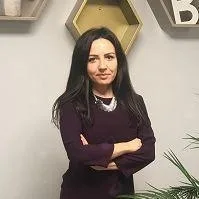 Psk. Merve Dökümcü Çakan — Psikoloji, İstanbul. Portre fotoğrafı.