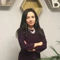Psk. Merve Dökümcü Çakan — Psikoloji, İstanbul. Portre fotoğrafı.