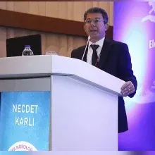 Prof. Dr. Necdet Karlı — Nöroloji, Nilüfer, Bursa. Portre fotoğrafı.