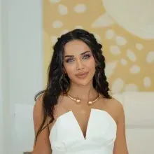 Dyt. Sena Duygu Turgut — Diyetisyen, Denizli. Portre fotoğrafı.
