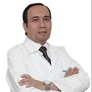 Op. Dr. Ramazan Tümtürk — Göz Hastalıkları, Çankaya, Ankara. Portre fotoğrafı.