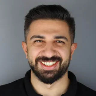 Dt. Özkan Karabat profilinde yer alan galeri fotoğrafı.